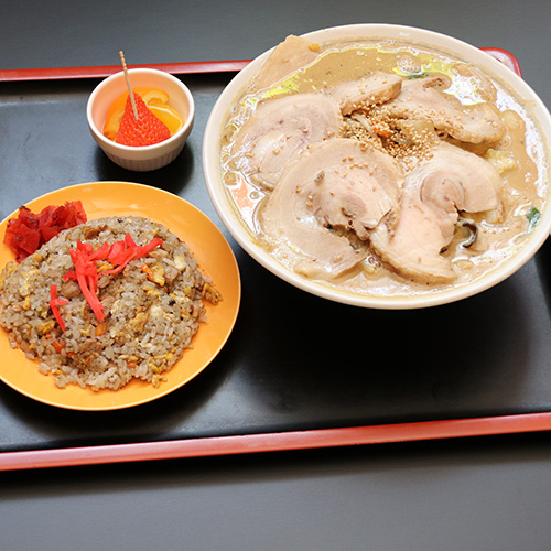 味噌チャーシュー+ミニチャーハンセット1270円